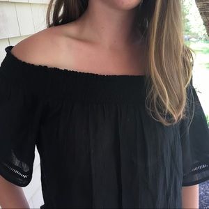 Calvin Klein Women’s Off-the-shoulder Black Top